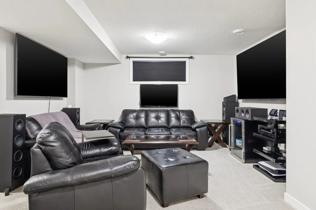 67 Coopersfield Park SW Airdrie AB T4B 4K8