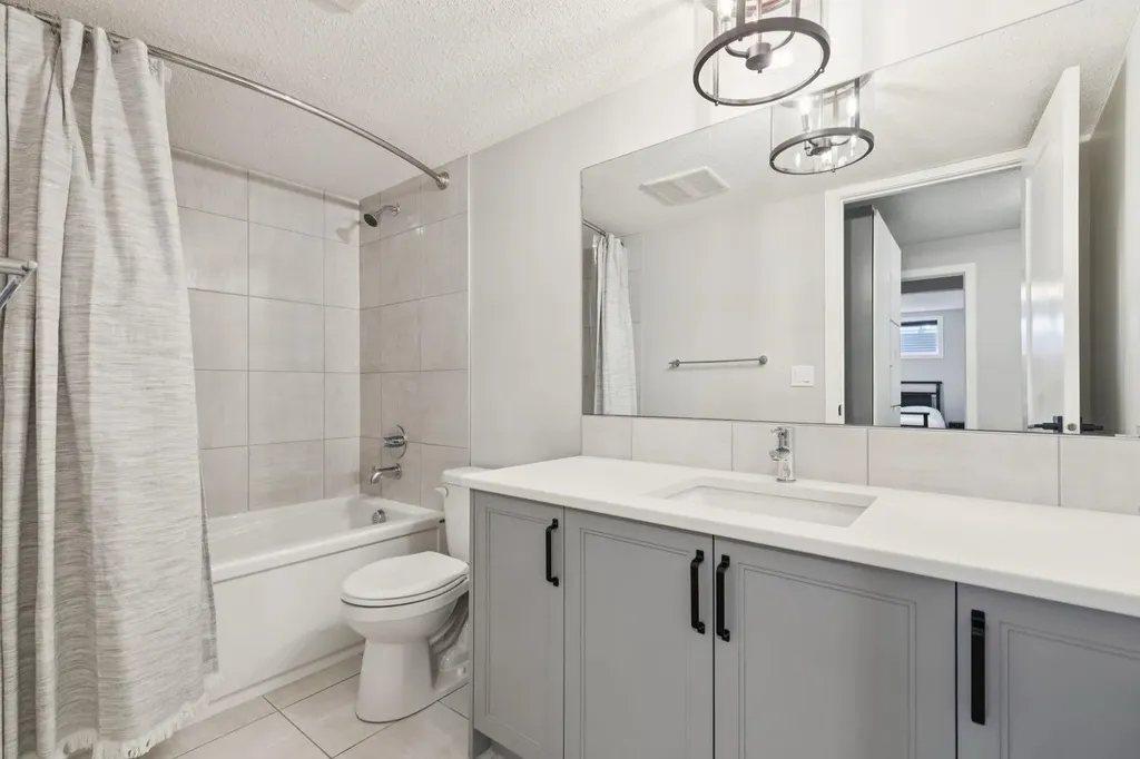 67 Coopersfield Park SW Airdrie AB T4B 4K8
