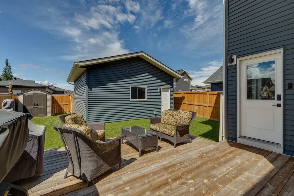 67 Coopersfield Park SW Airdrie AB T4B 4K8