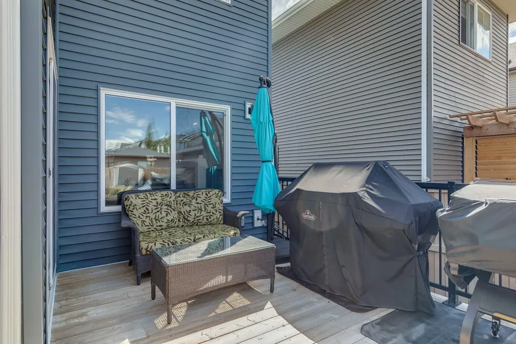 67 Coopersfield Park SW Airdrie AB T4B 4K8