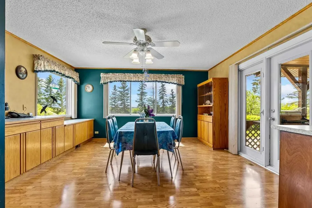 80060 475 Avenue E Rural Foothills County AB T1V1M3