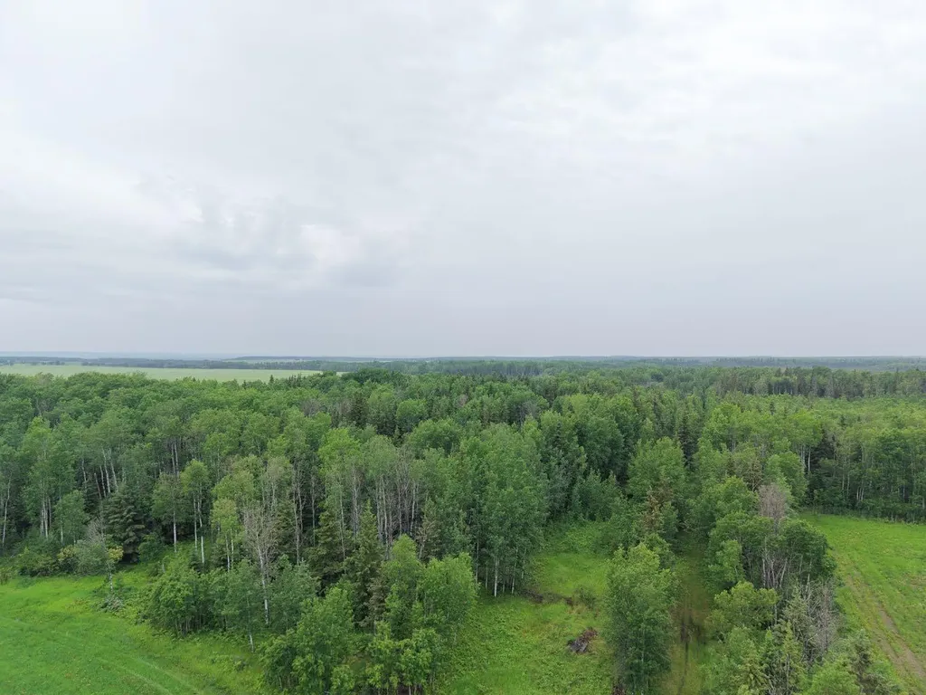 T8S 1v1 Rural Northern Sunrise County AB T8S 1V1