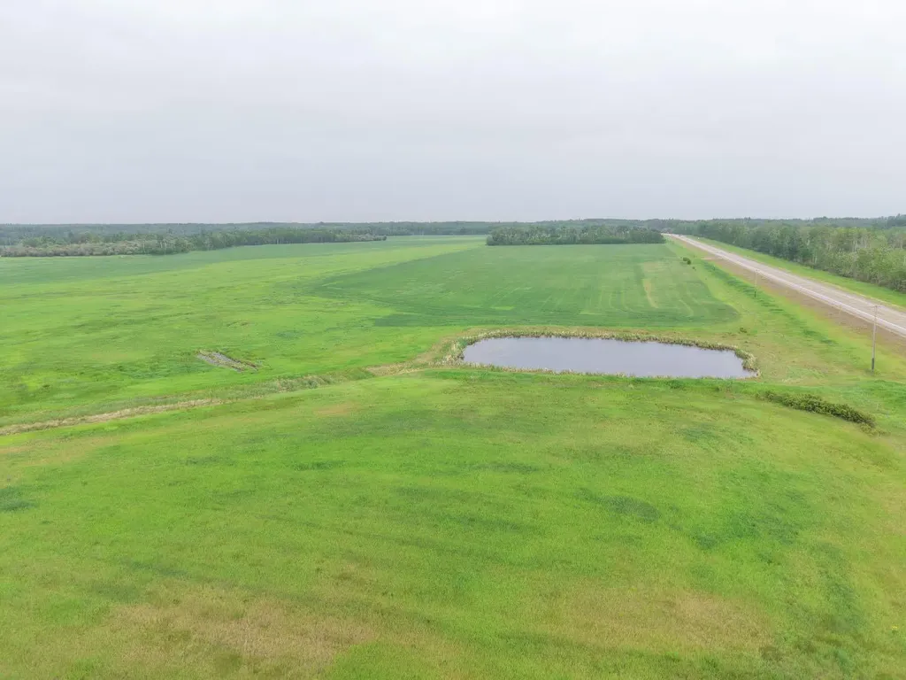 T8S 1v1 Rural Northern Sunrise County AB T8S 1V1