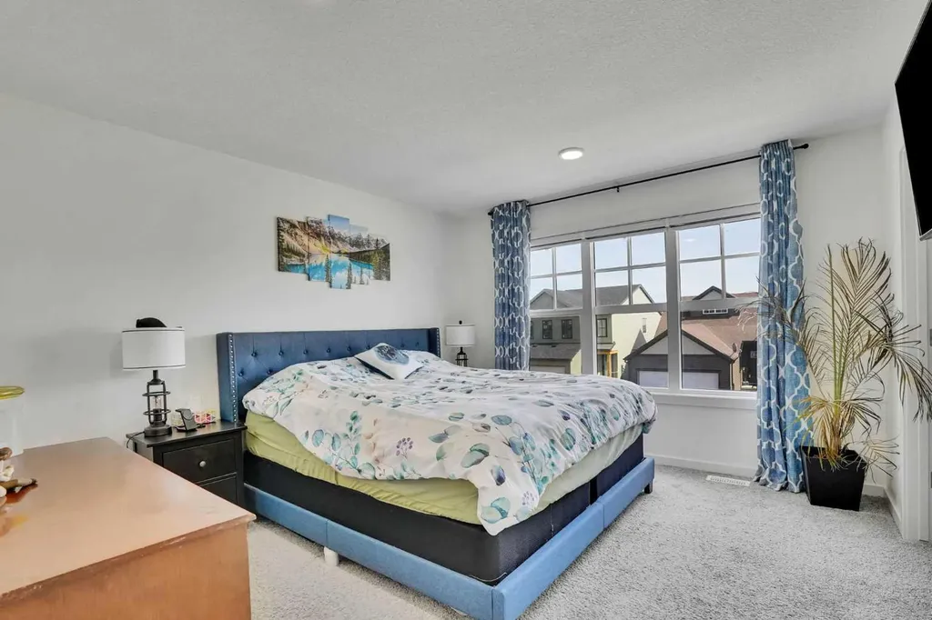 195 Savoy Landing SE Calgary AB T3M 2M6