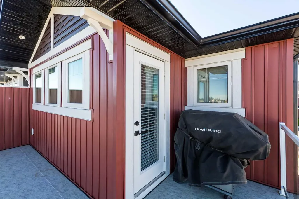 210 Firelight Way W Lethbridge AB T1J 5T3