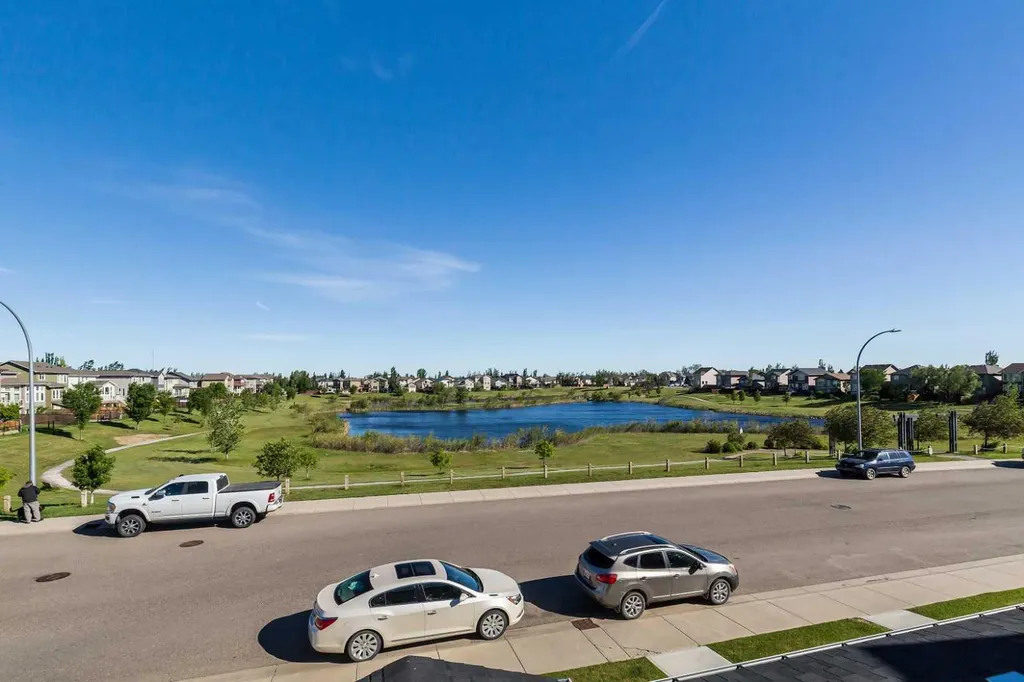 210 Firelight Way W Lethbridge AB T1J 5T3
