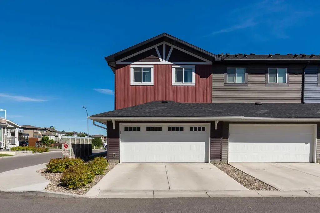 210 Firelight Way W Lethbridge AB T1J 5T3