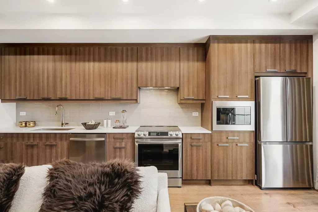 55 Lucas Way NW Calgary AB T3P 2C7