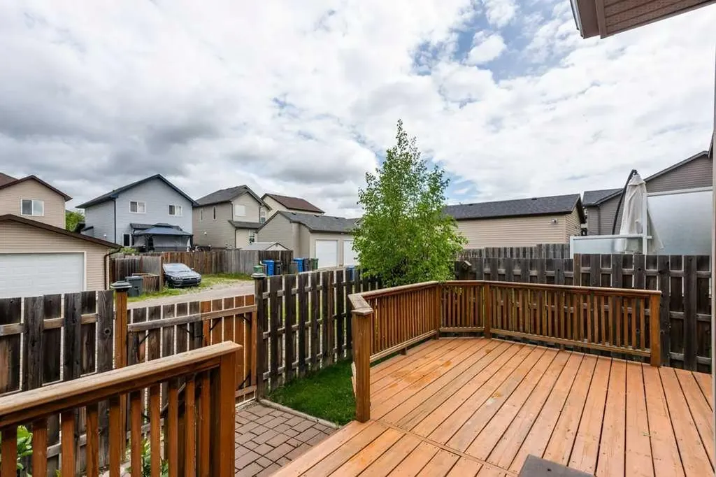 68 Cimarron Grove Drive Okotoks AB T1S 0A6