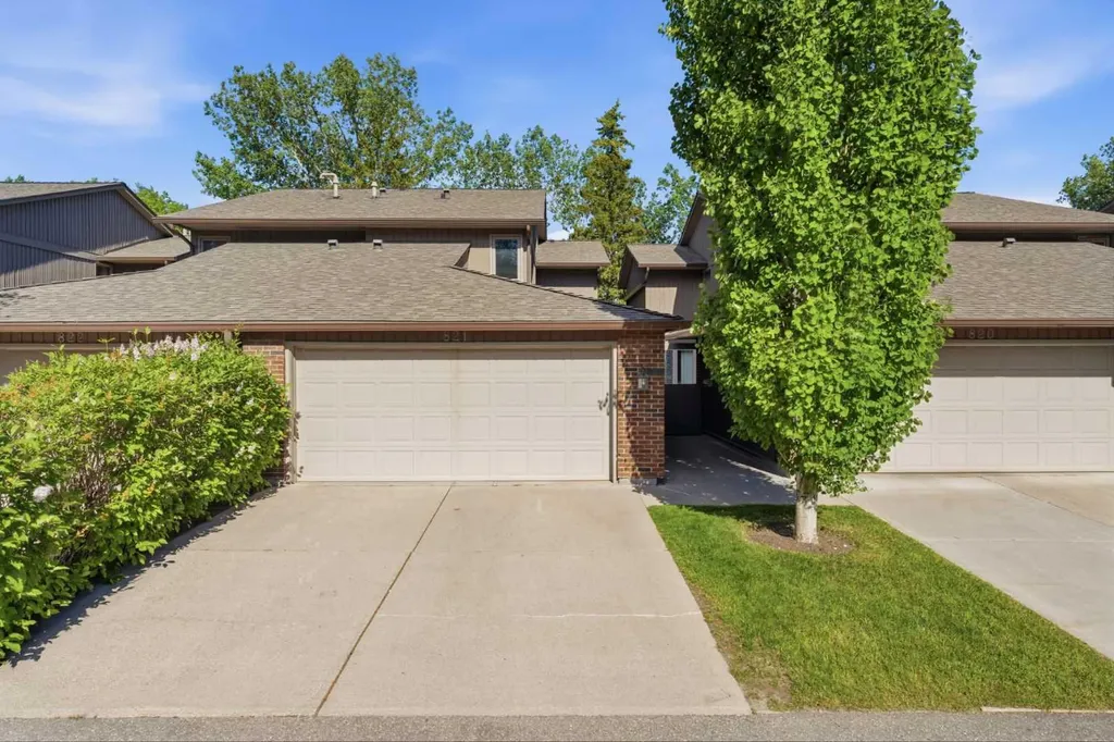 860 Midridge Drive SE Calgary AB T2X 1K1