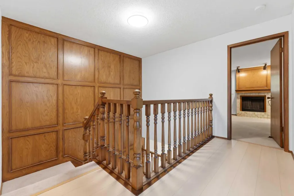 860 Midridge Drive SE Calgary AB T2X 1K1