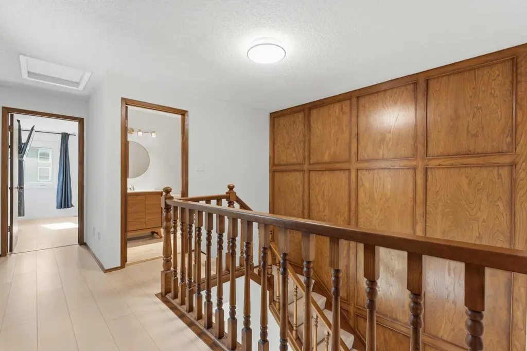 860 Midridge Drive SE Calgary AB T2X 1K1