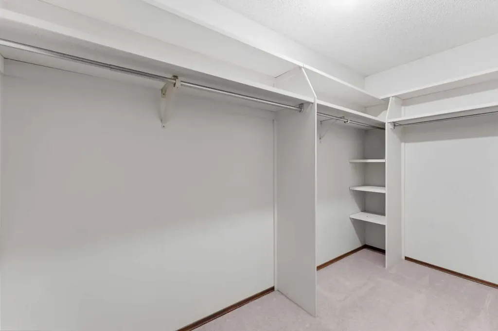 860 Midridge Drive SE Calgary AB T2X 1K1
