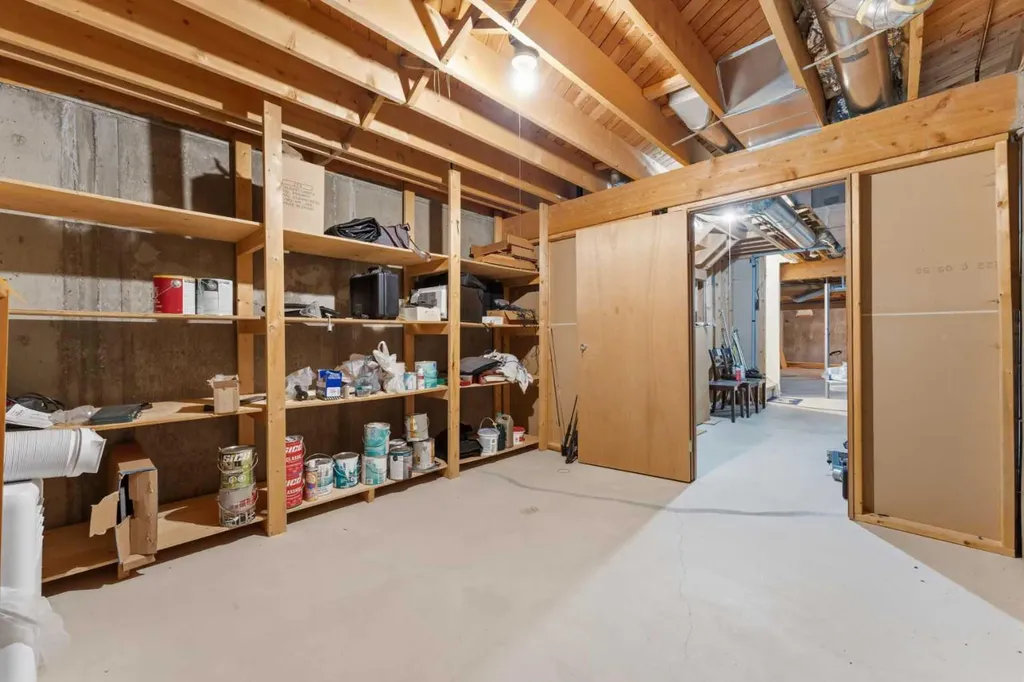 860 Midridge Drive SE Calgary AB T2X 1K1