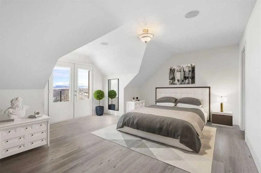 39 Slopes Grove SW Calgary AB T3H 3Y6