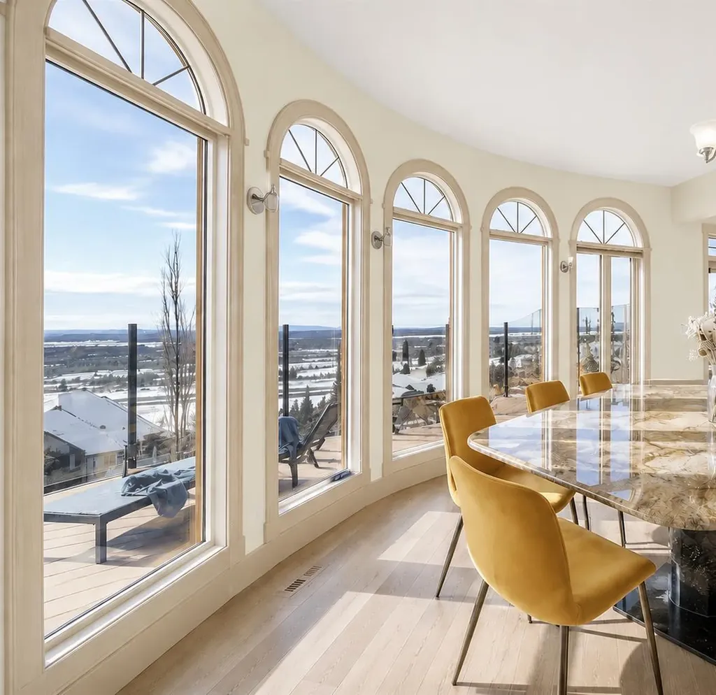 39 Slopes Grove SW Calgary AB T3H 3Y6