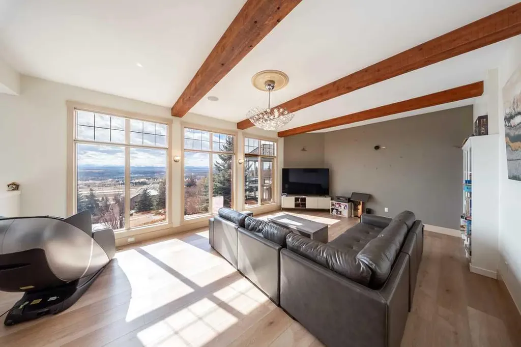 39 Slopes Grove SW Calgary AB T3H 3Y6