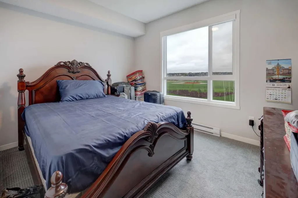 33 Carringham Gate NW Calgary AB T3P 2H6