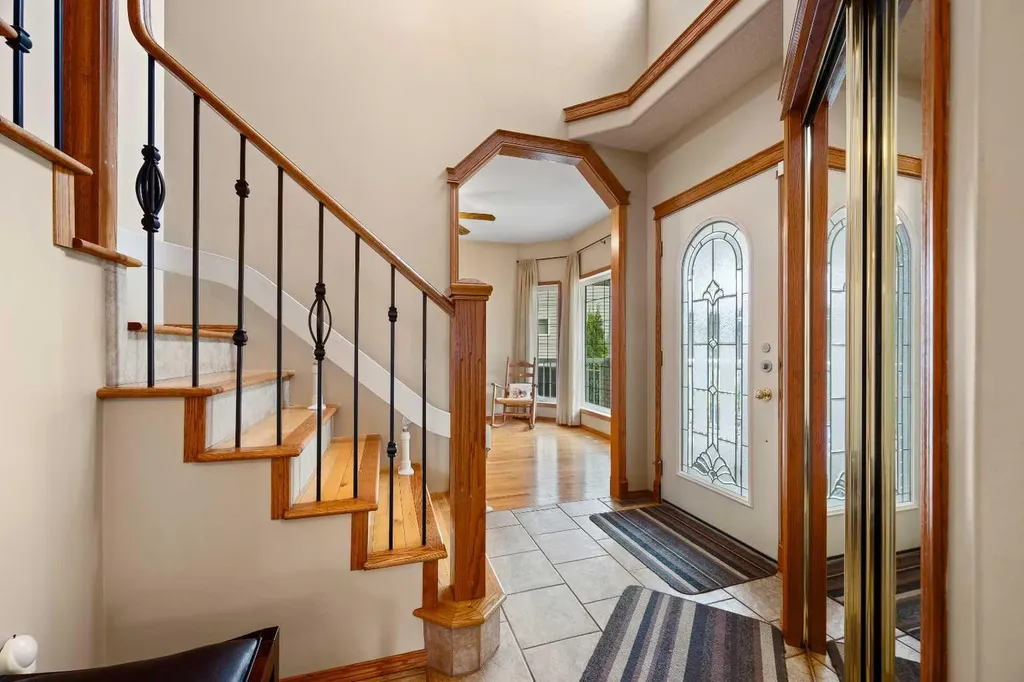 2204 59a Avenue Close Lloydminster AB T9V 3J3