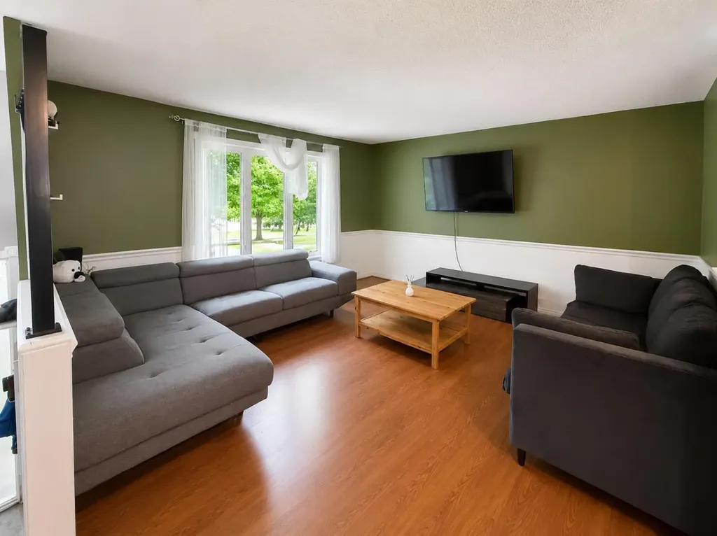 816 15 Street Wainwright AB T9W 1E6