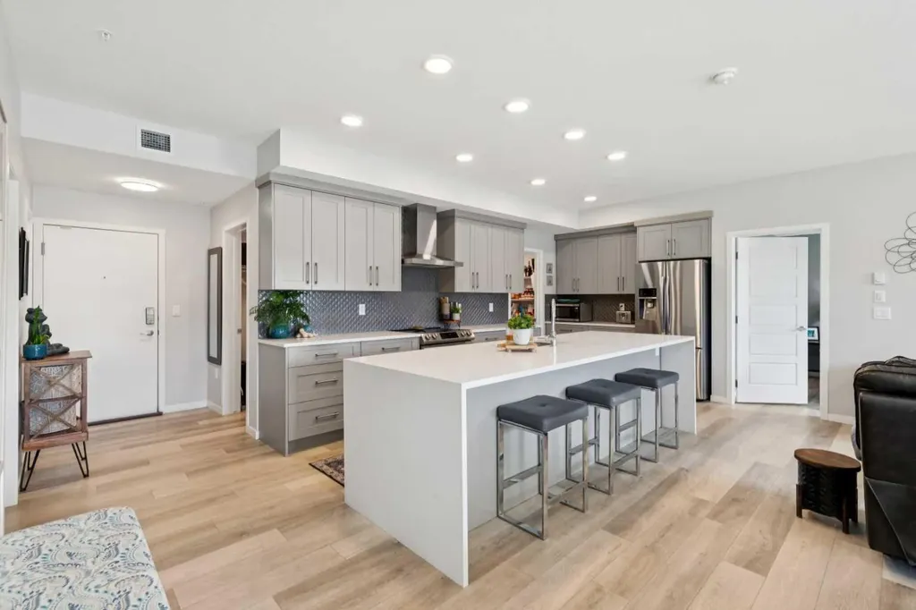 40 Carrington Plaza NW Calgary AB T3P 1X7
