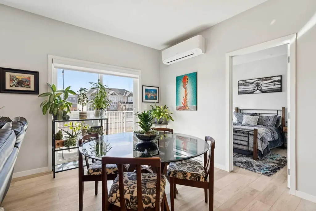 40 Carrington Plaza NW Calgary AB T3P 1X7