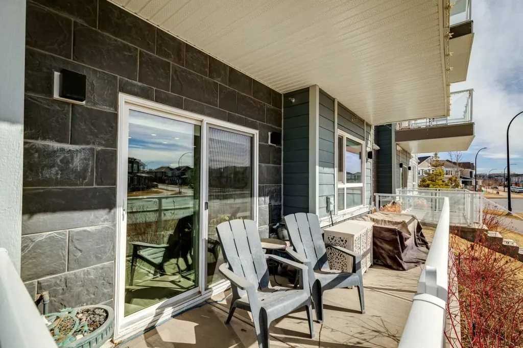 40 Carrington Plaza NW Calgary AB T3P 1X7