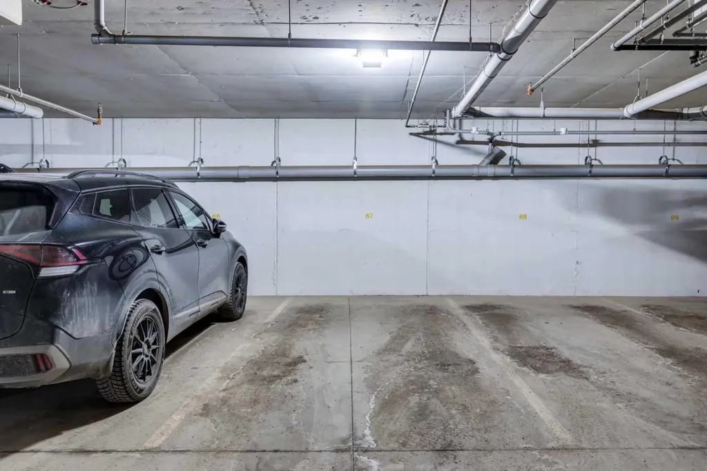 40 Carrington Plaza NW Calgary AB T3P 1X7