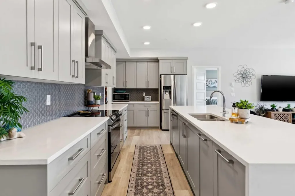 40 Carrington Plaza NW Calgary AB T3P 1X7