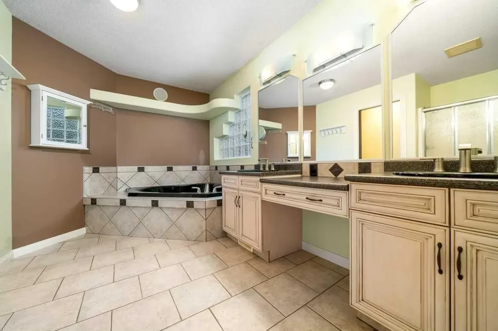 5425 Township Road 121 Rural Cypress County AB T1B 3M6