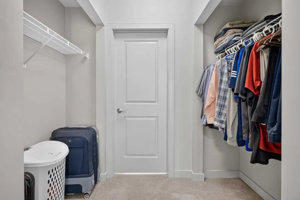 11811 Lake Fraser Drive SE Calgary AB T2J 7J1