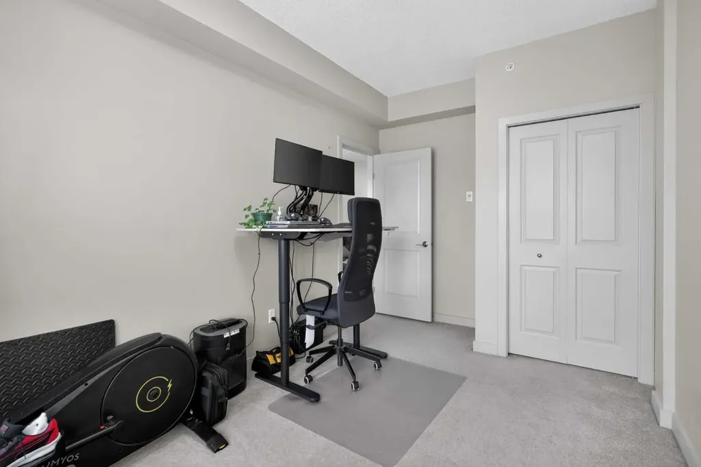 11811 Lake Fraser Drive SE Calgary AB T2J 7J1