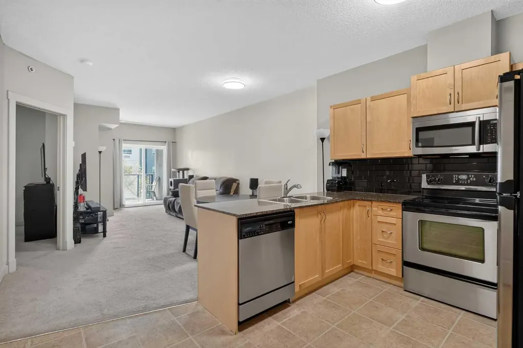 11811 Lake Fraser Drive SE Calgary AB T2J 7J1