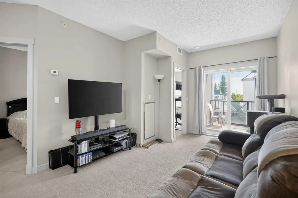 11811 Lake Fraser Drive SE Calgary AB T2J 7J1