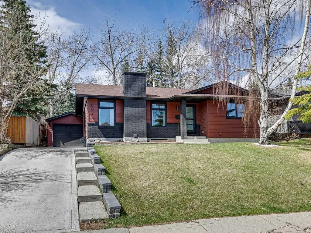 507 Cantrell Drive SW Calgary AB T2W 2K8