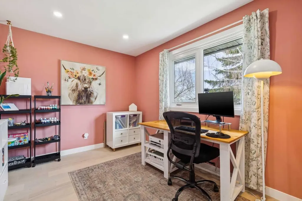 507 Cantrell Drive SW Calgary AB T2W 2K8