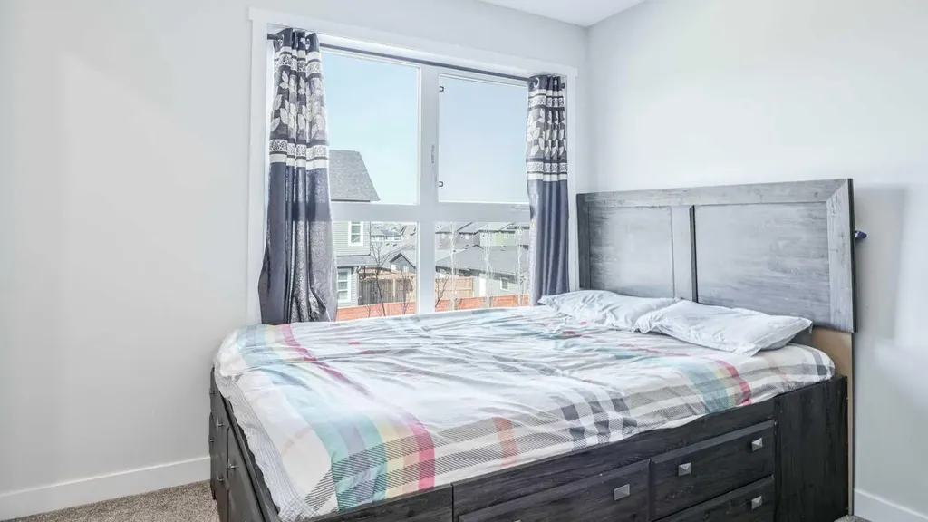 100 Carringvue Way NW Calgary AB T3P1K7