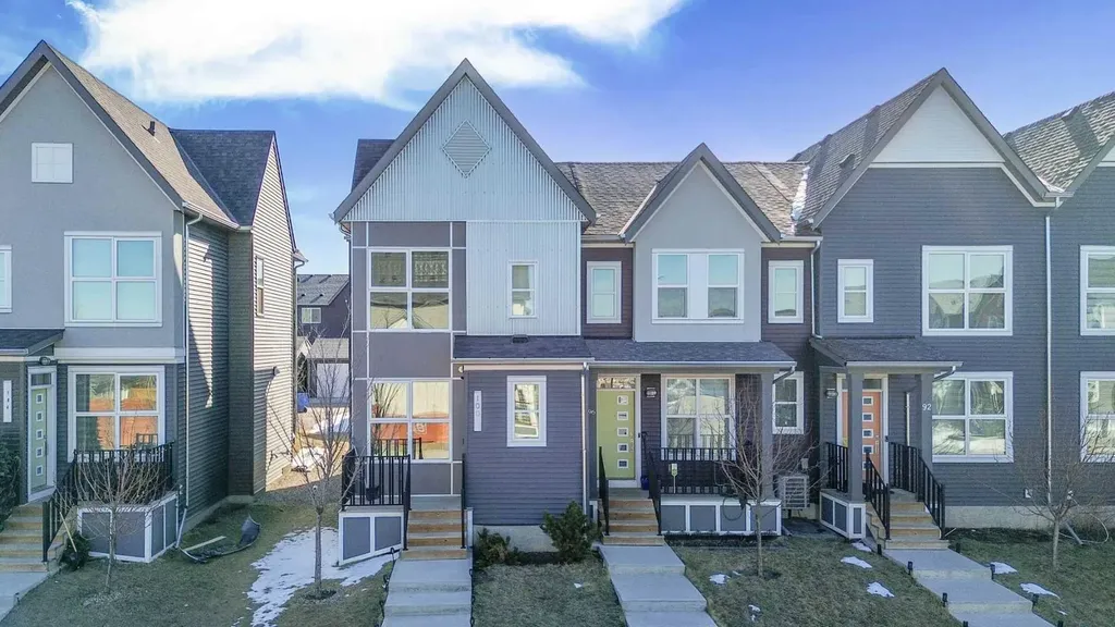 100 Carringvue Way NW Calgary AB T3P1K7