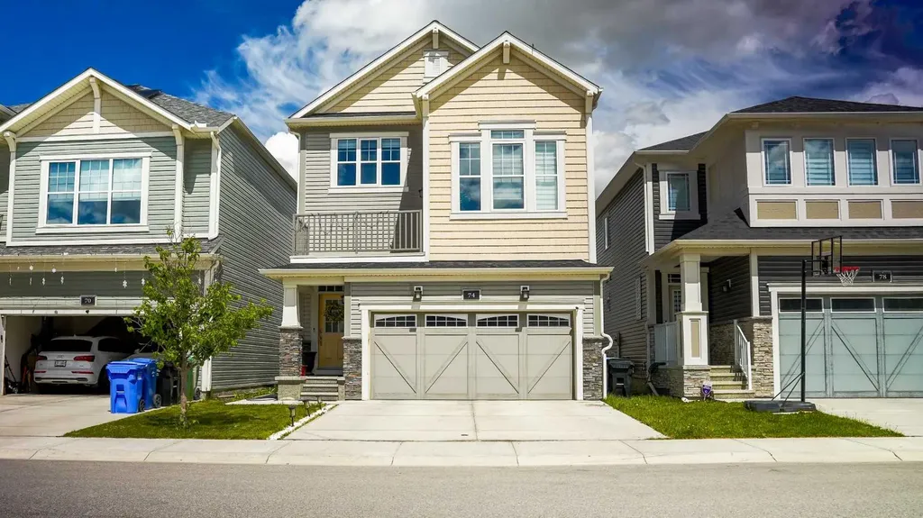 74 Carrington Crescent NW Calgary AB T3P1N6