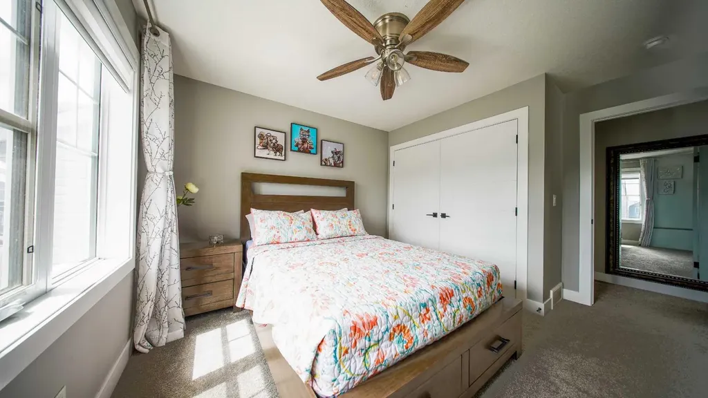 74 Carrington Crescent NW Calgary AB T3P1N6