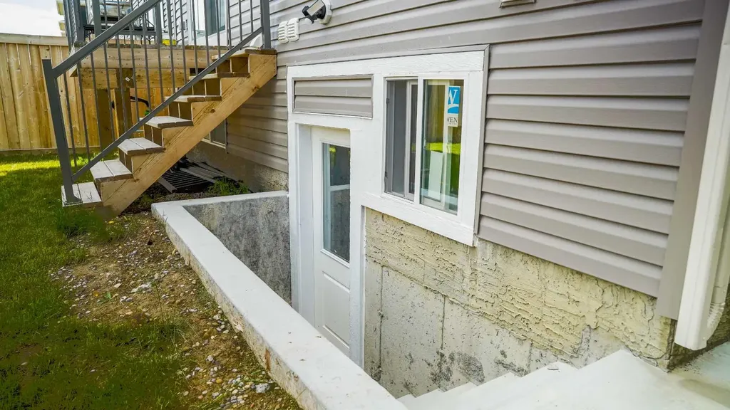 74 Carrington Crescent NW Calgary AB T3P1N6