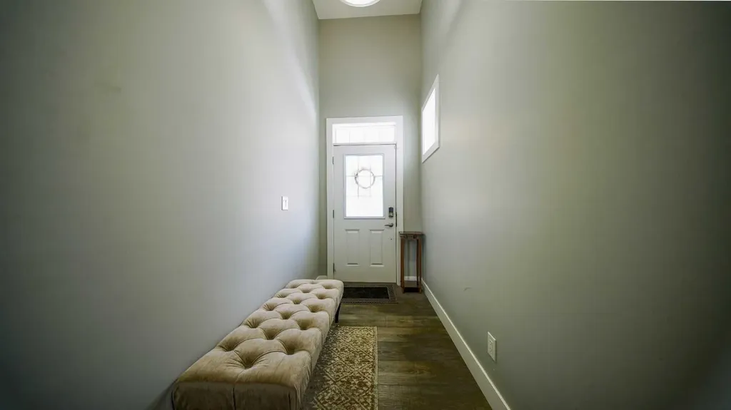 74 Carrington Crescent NW Calgary AB T3P1N6