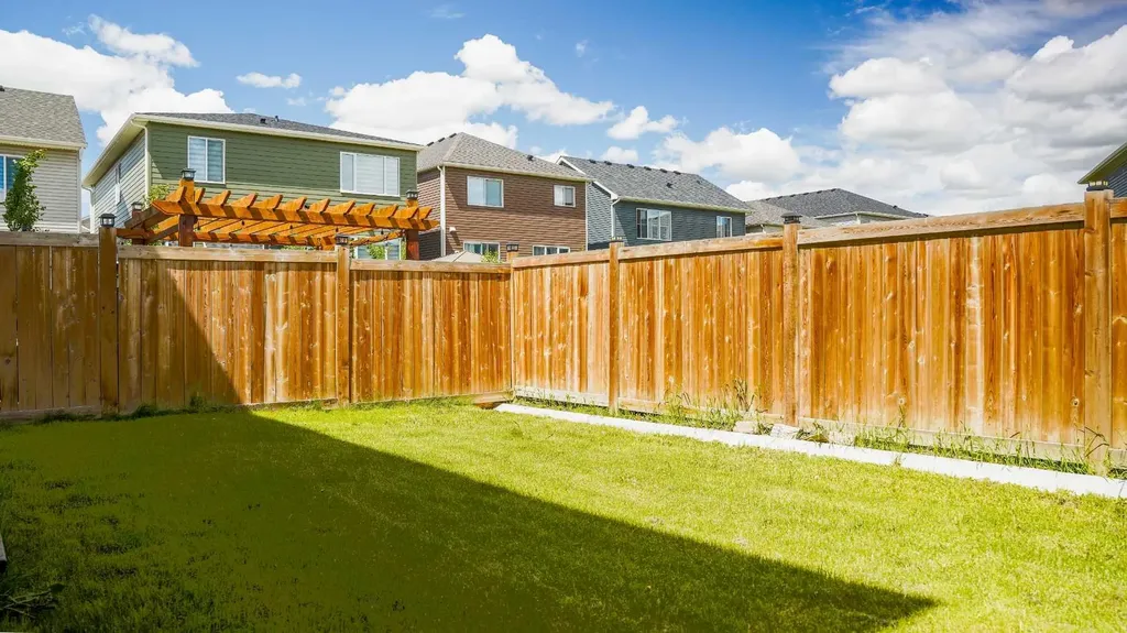 74 Carrington Crescent NW Calgary AB T3P1N6