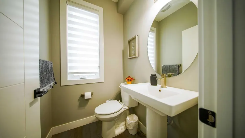 74 Carrington Crescent NW Calgary AB T3P1N6