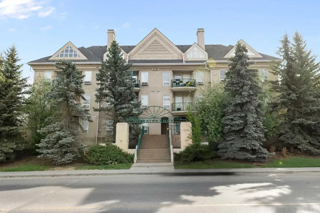 15204 Bannister Road SE Calgary AB T2X3T4