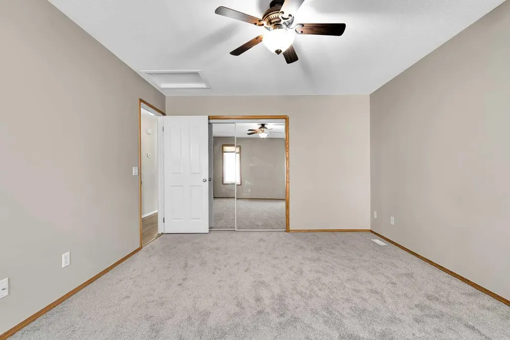 95 Cambridge Glen Drive Strathmore AB T1P 1W1