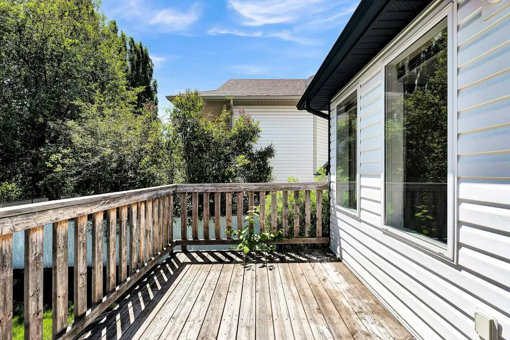 95 Cambridge Glen Drive Strathmore AB T1P 1W1