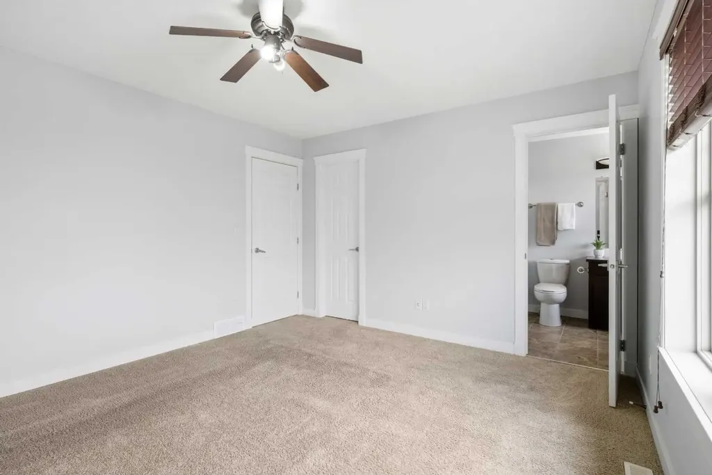 2120 21 Avenue Didsbury AB T0M 0W0