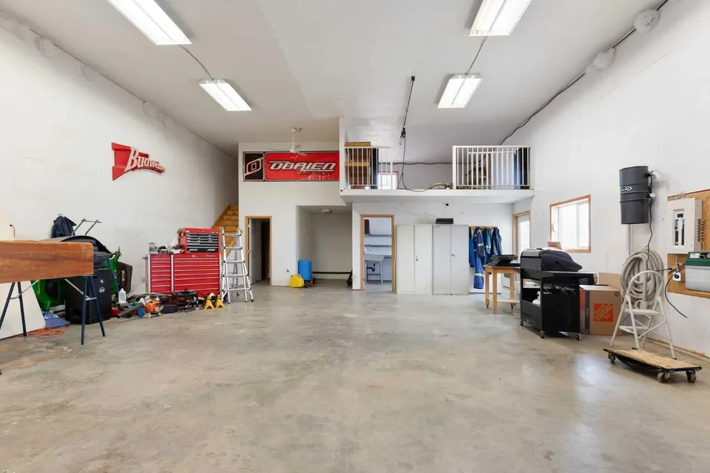 6220A Township Road 121a Rural Cypress County AB T1A 7G8