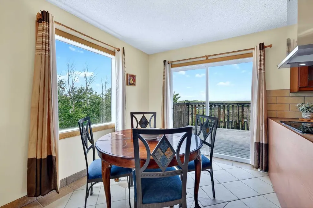 232054 Range Road 243a Namaka AB T1P 0N3